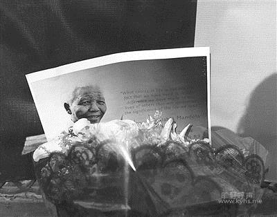 曼德拉国葬15日举行2.jpg