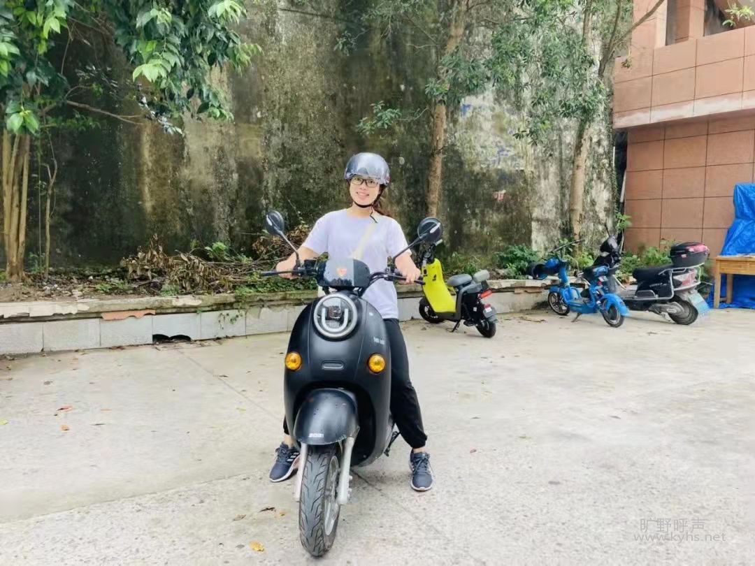 ֪���Լ���˭����